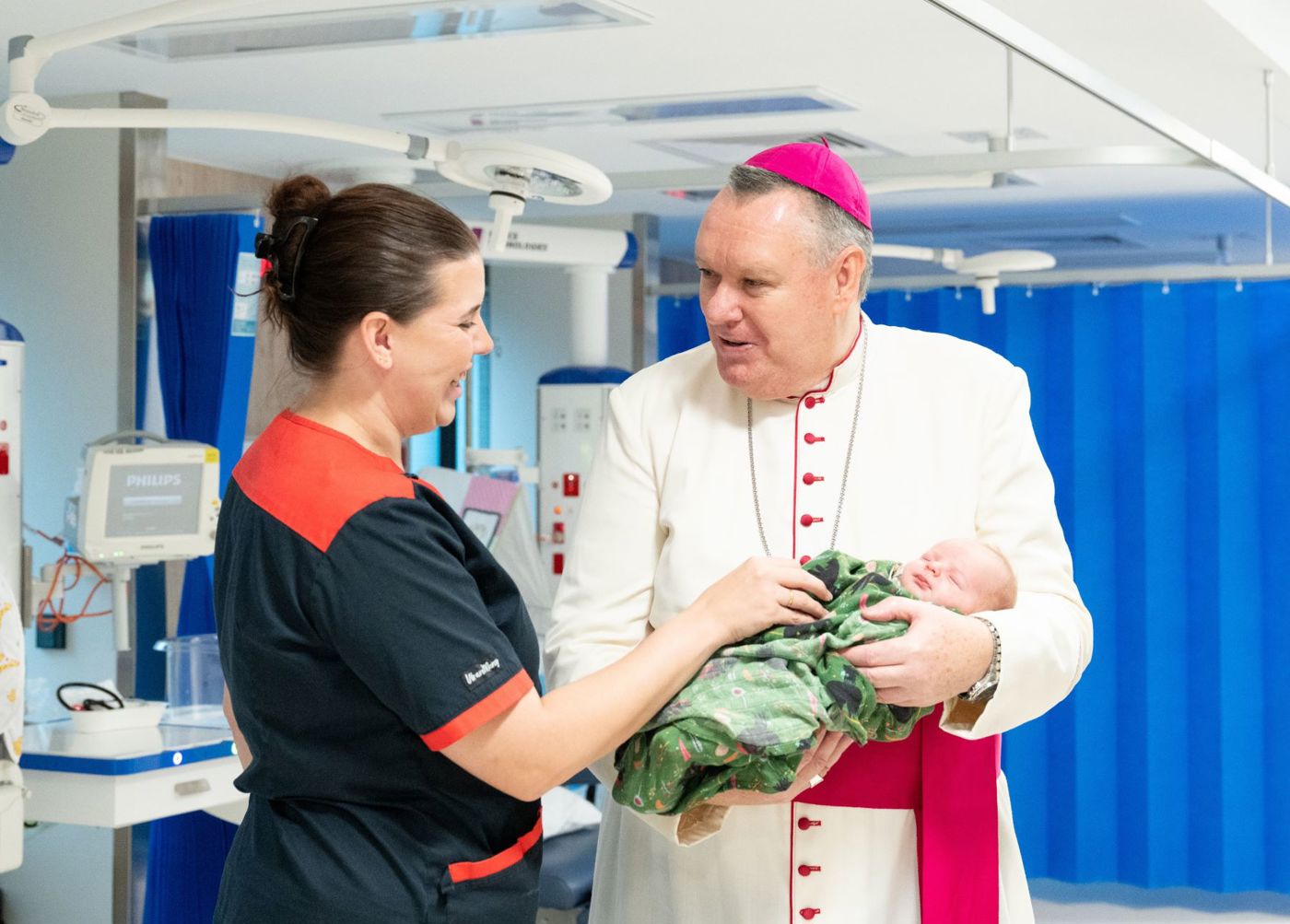 Bishop gives blessing to Mater’s new baby unit